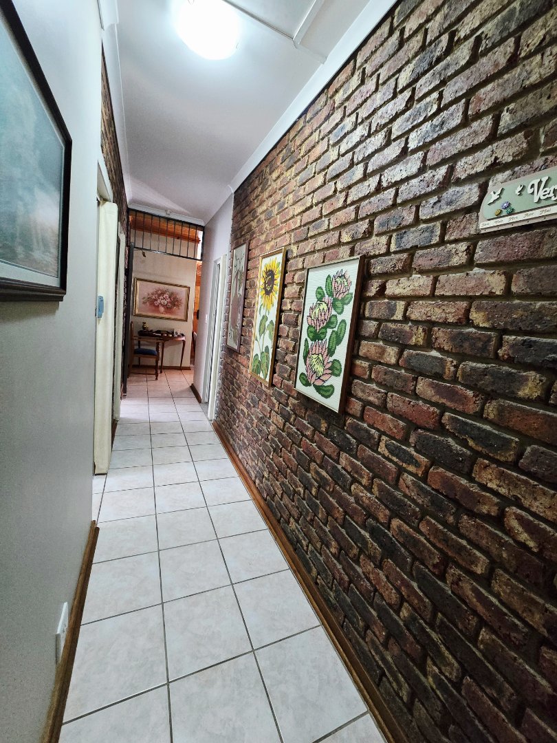 3 Bedroom Property for Sale in La Hoff North West